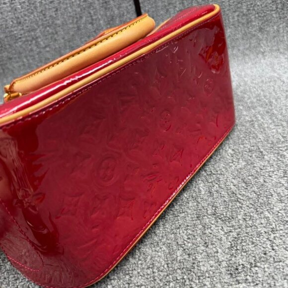 LOUIS VUITTON Summit Drive Monogram Vernis Hand Bag 650-081525 - Picture 4 of 10